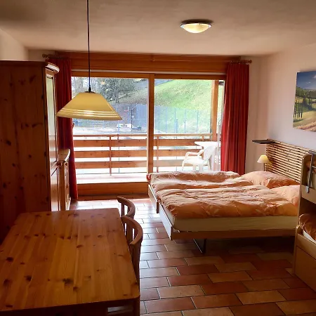 Castel Club Parc Apartment *