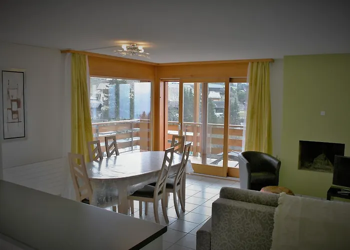 レジデンス カステル クラブ レザン パルク アパート